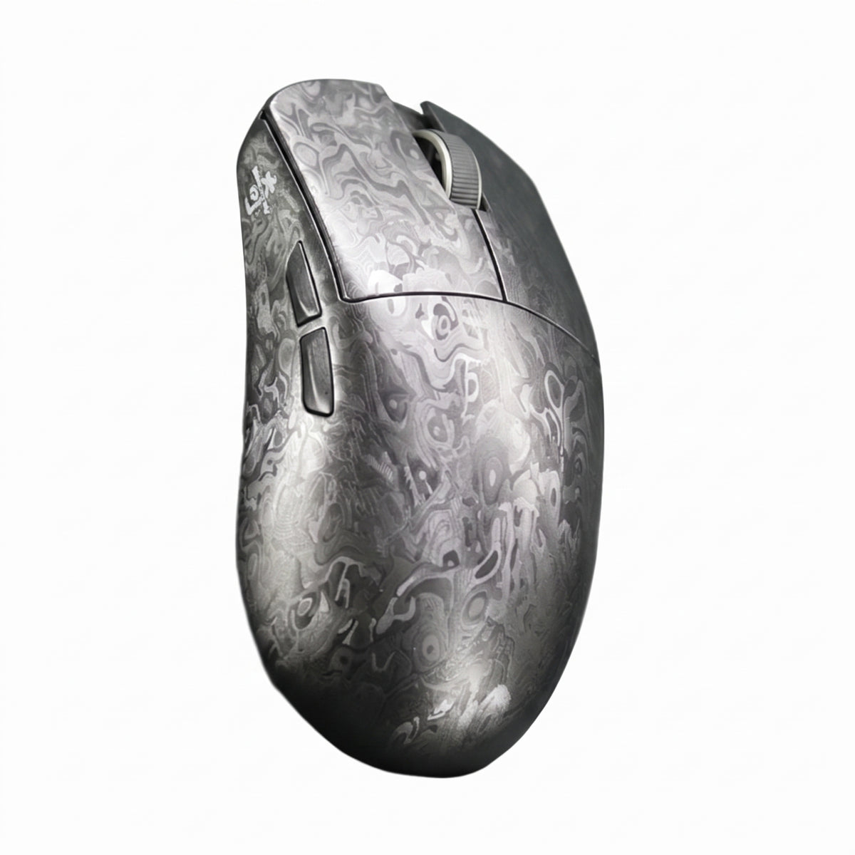 IPI QI Pro Series - Carbon Fiber Gaming Mouse